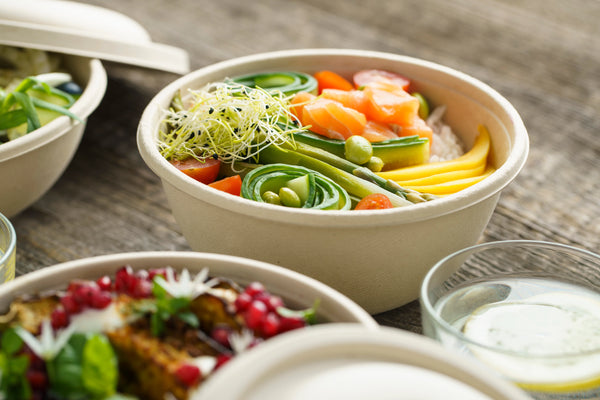 Salatschalen und Bowls perfekt für deinen To Go Service oder deine Lieferung